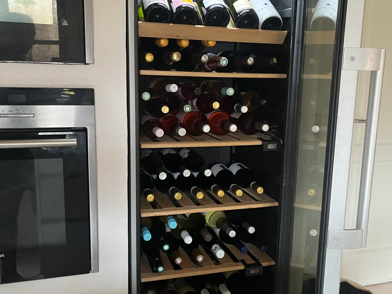 Billede 2 - NY PRIS: Stort og eksklusivt Bosch vinkøleskab