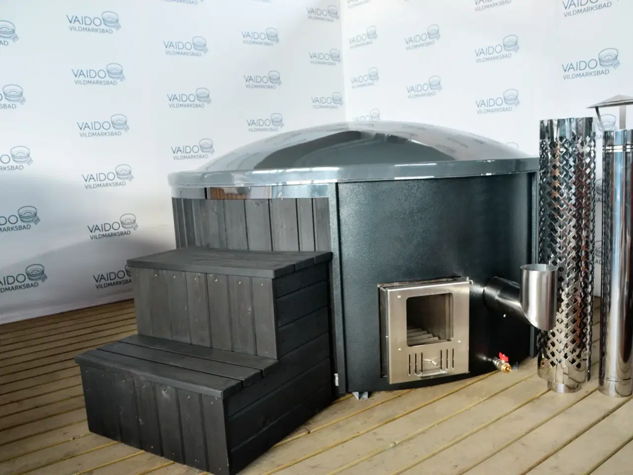 Billede 3 - VILDMARKSBAD MED GRÅ GLASFIBER