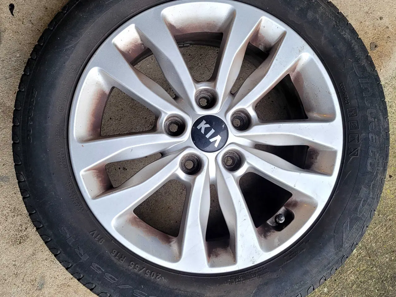 Billede 1 - Sælges: 4 stk. alufælge med sommerdæk til Kia Ceed