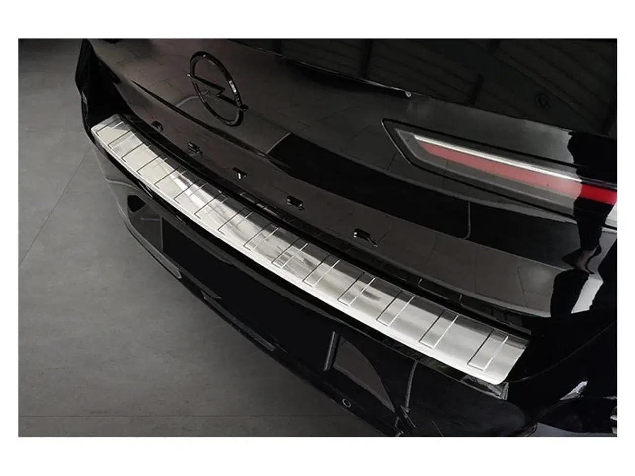 Billede 1 - Læssekantbeskytter Opel Astra VI Hatchback 2021- Stål