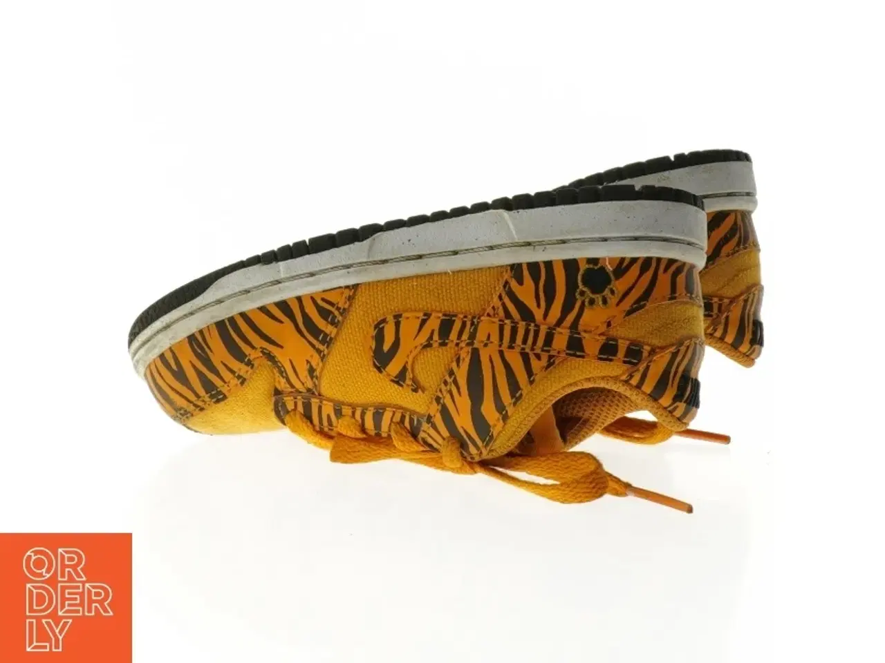 Billede 4 - Gule sneakers med tigerprint fra Nike (str. 25)