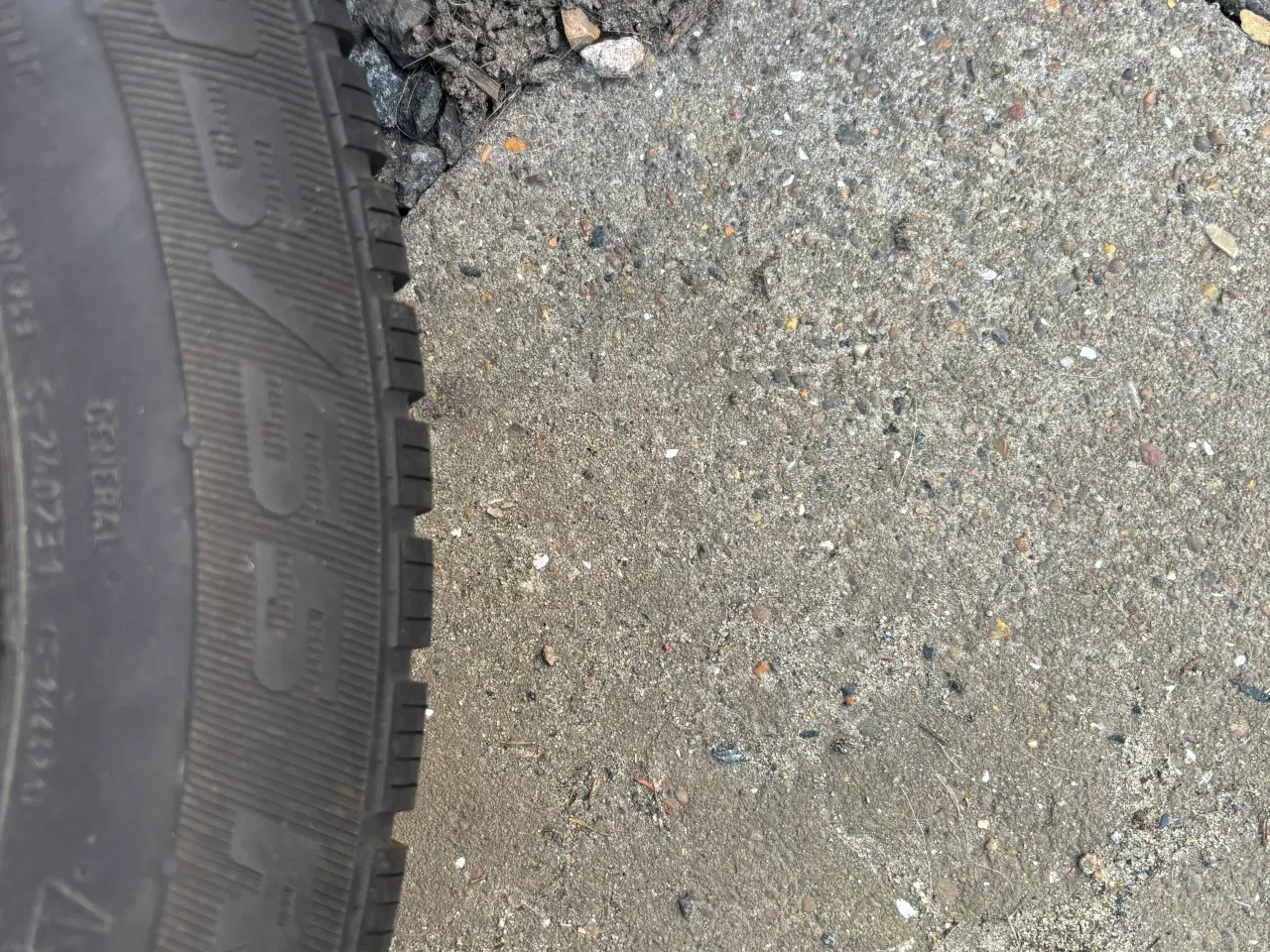 Billede 2 - Vinterdæk 205/55r16