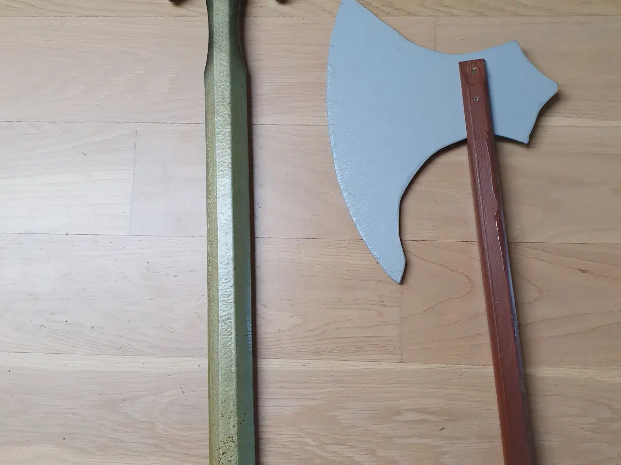 Billede 1 - Rollespils sværd og økse