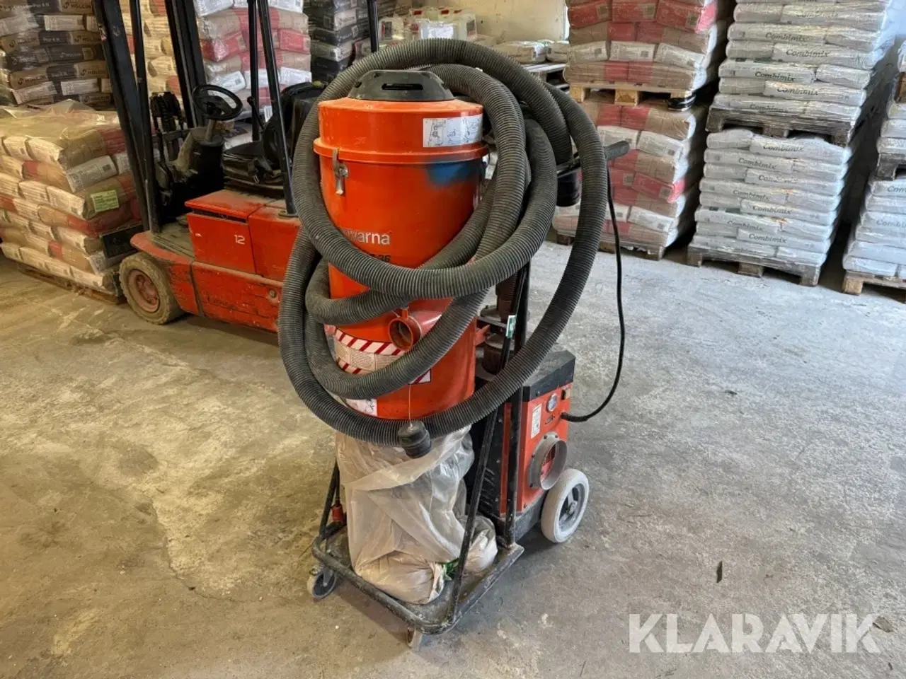 Billede 1 - Industristøvsuger Husqvarna S36