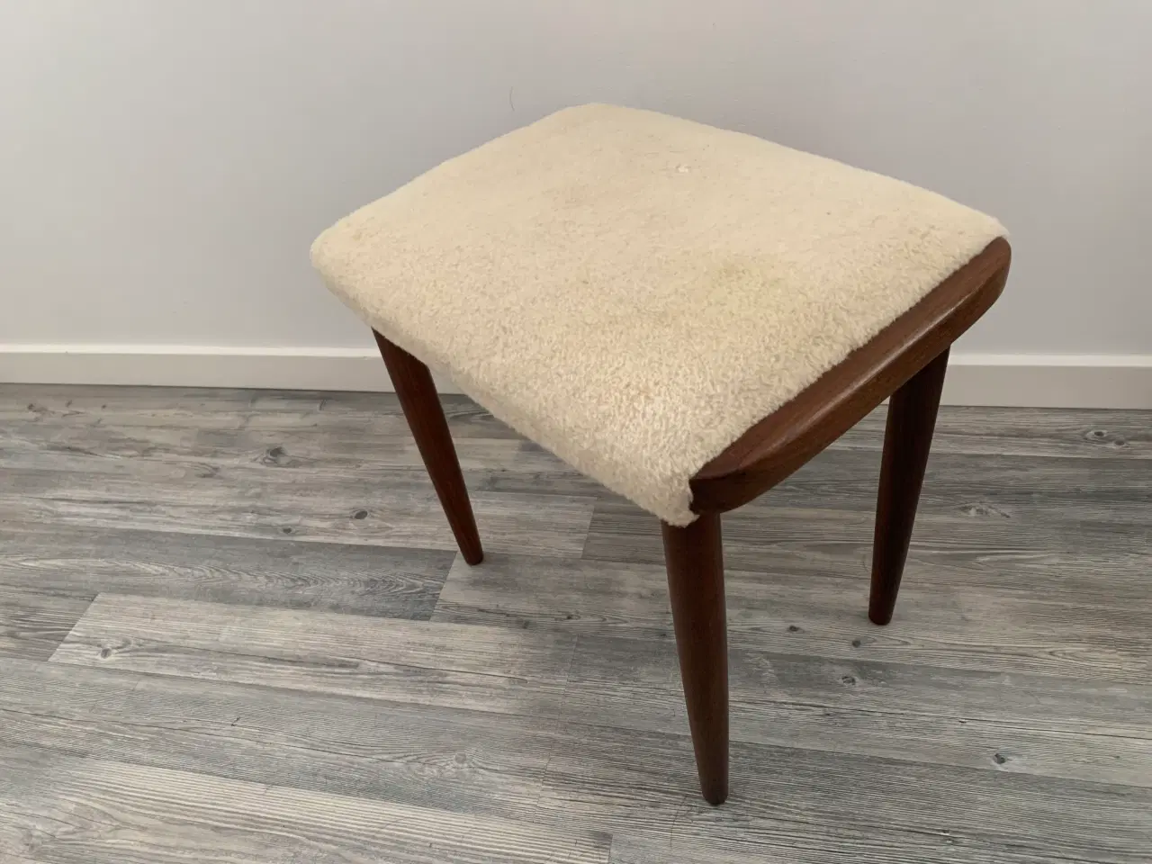 Billede 2 - Teaktræs skammel fra 1960’erne