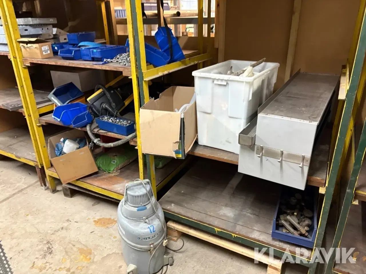 Billede 9 - Reoler 8 styk