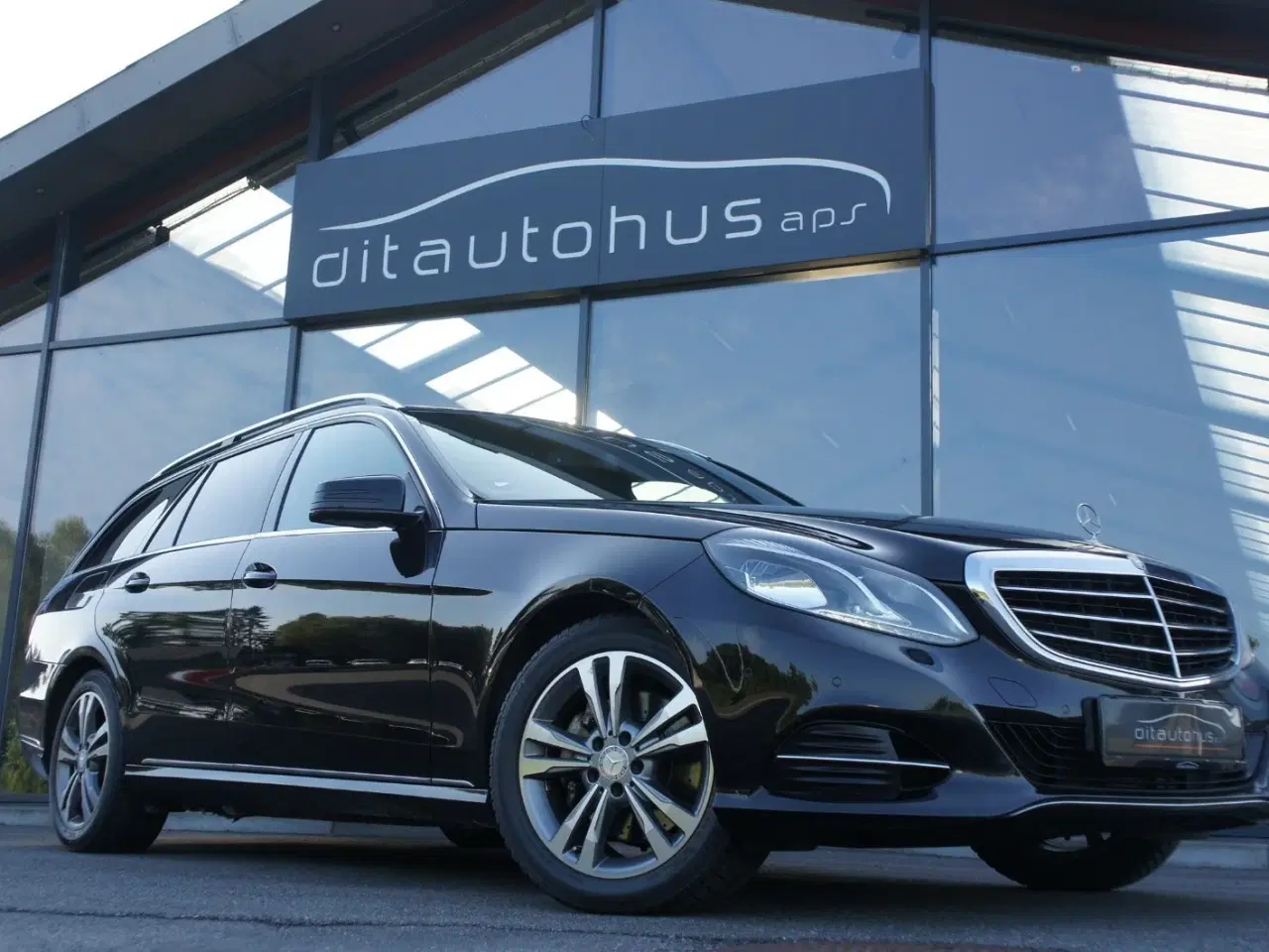 Billede 3 - Mercedes E300 2,2 BlueTEC Hybrid Avantgarde stc. aut.