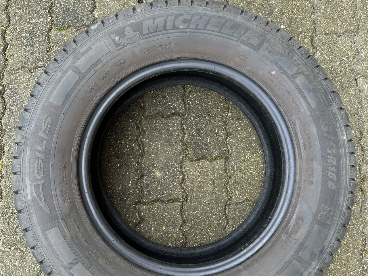 Billede 1 - Varevognen dæk sælges