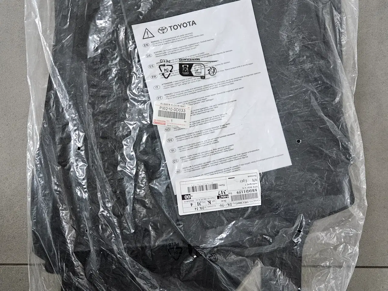 Billede 1 - Originale Toyota Yaris hybrid gummimåtter