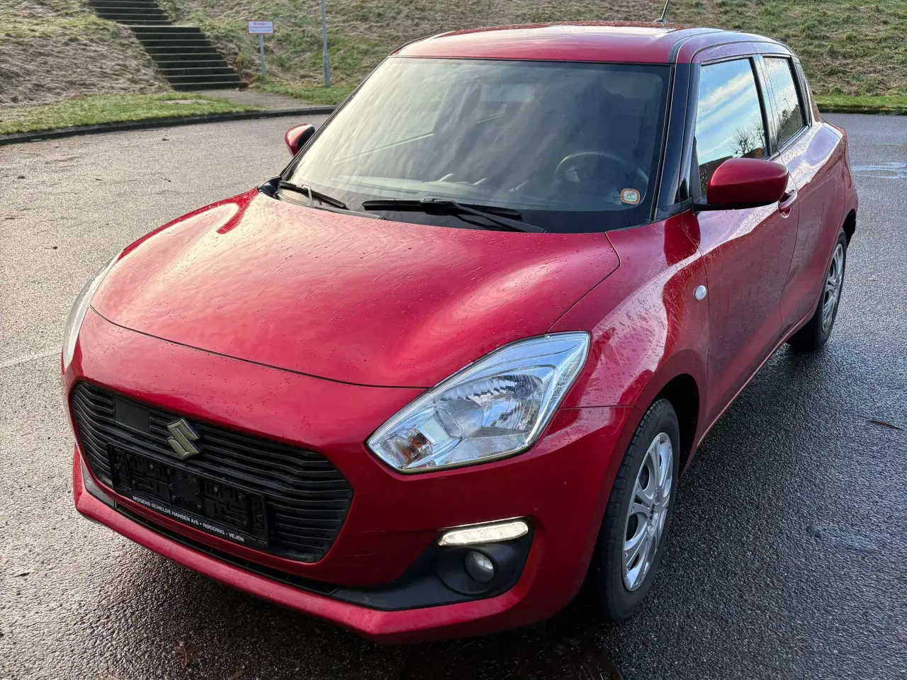 Billede 2 - Nysynet Suzuki Swift 2018 1,2 dualjet benzin