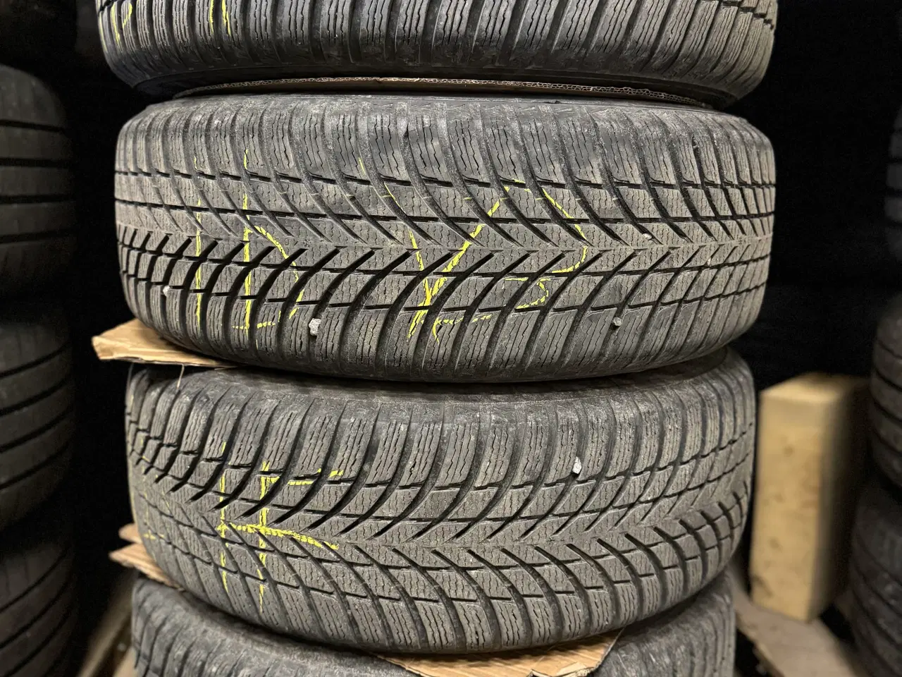 Billede 3 - Platin alufælge med vinterdæk