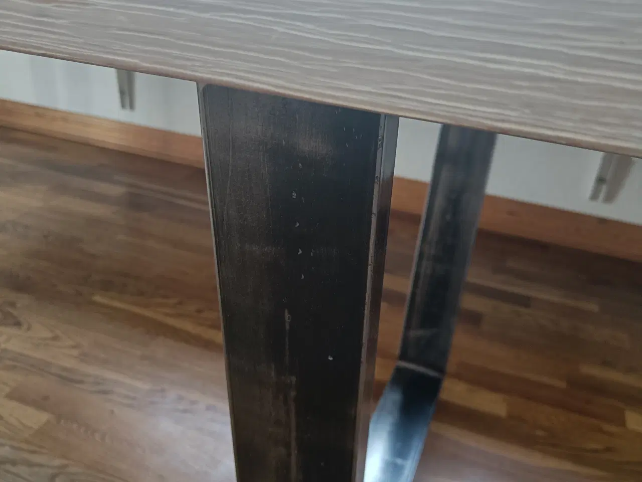Billede 1 - Egetræs langbord med jernben 