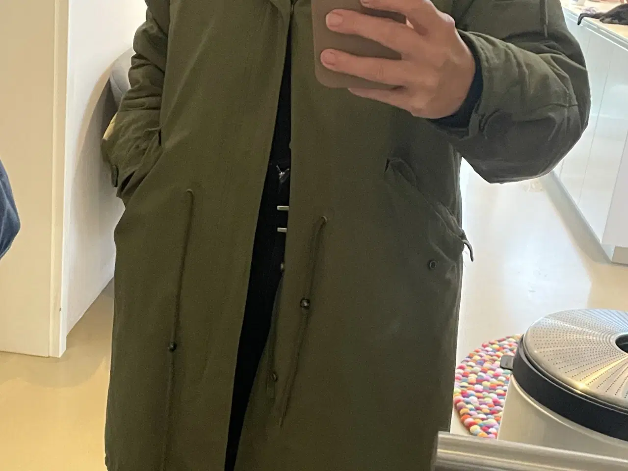 Billede 3 - Flot parka, nypris 6000