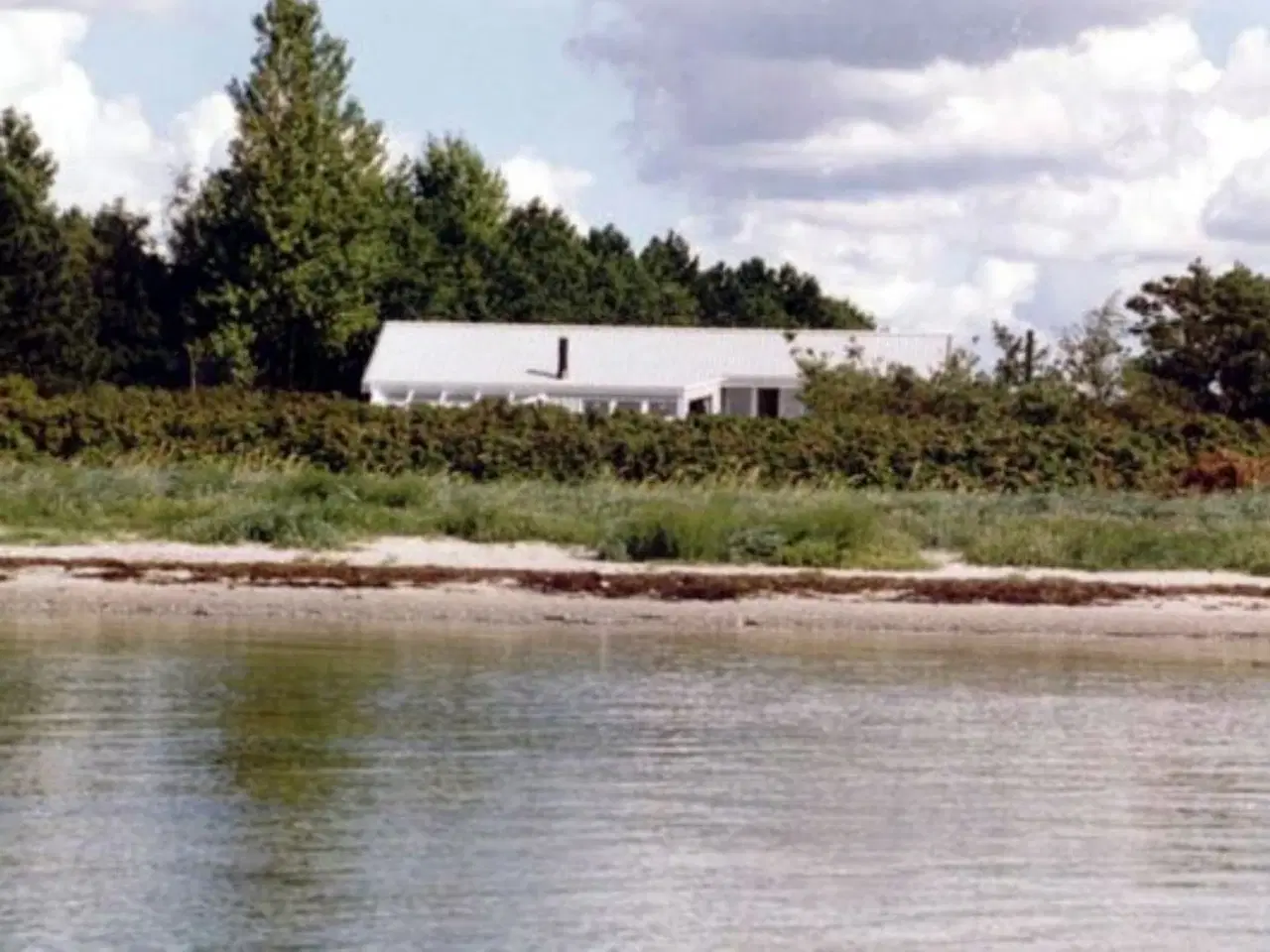 Billede 1 - Poolsommerhus 50 m fra havet t�t ved Ebeltoft. Panoramaudsigt. Alt i udstyr.