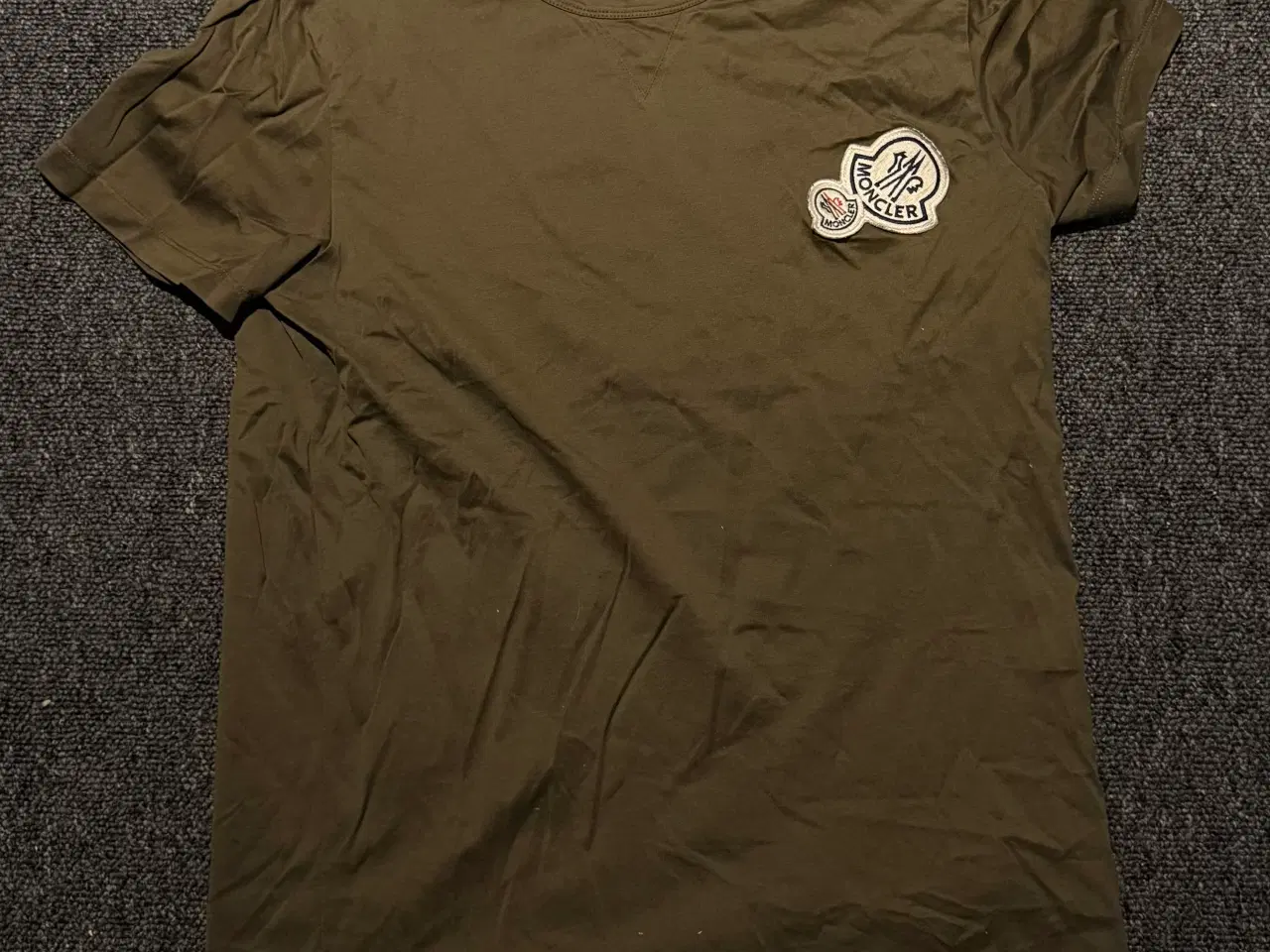 Billede 2 - Moncler T-Shirt og polo
