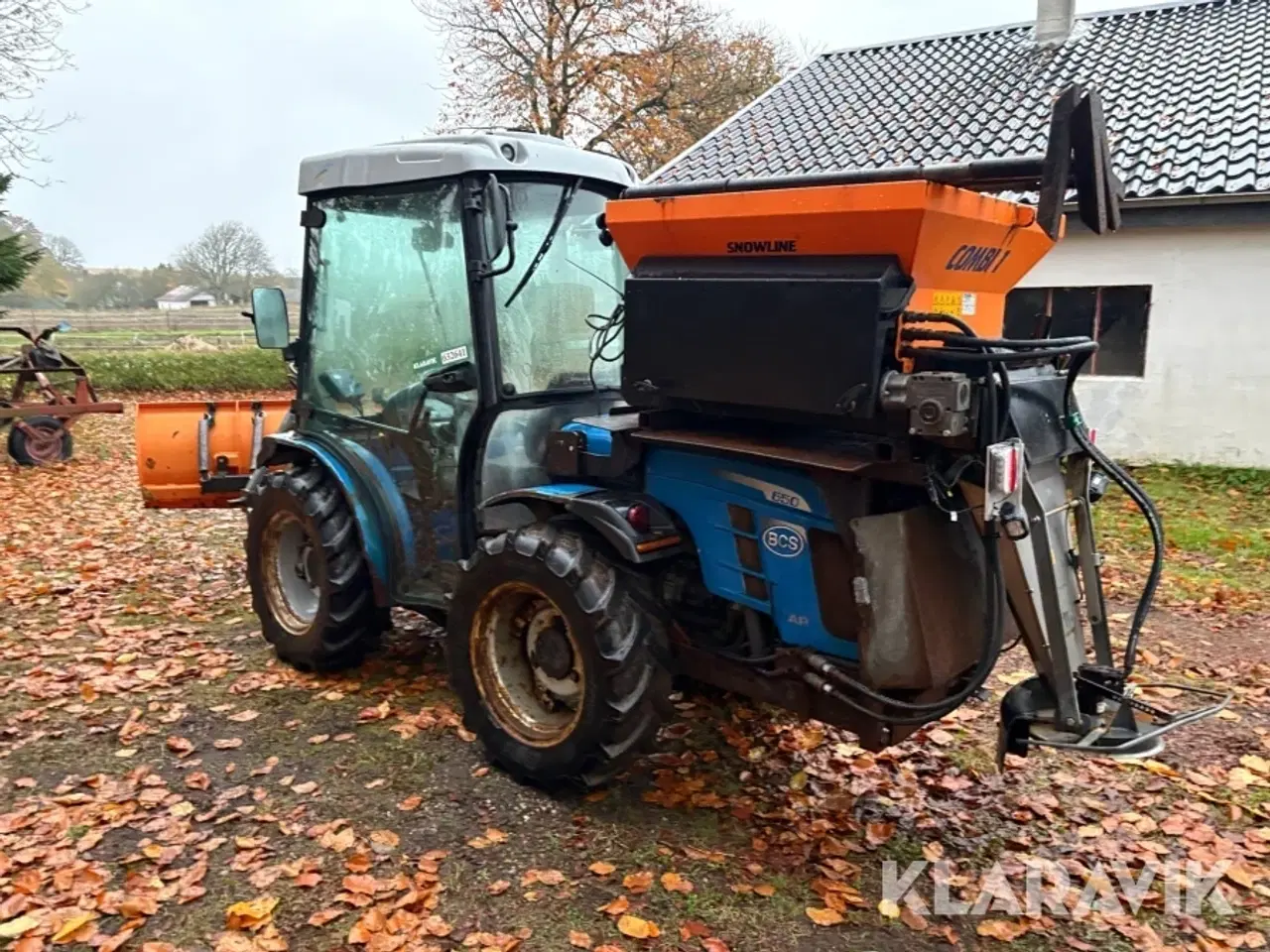 Billede 5 - Knækstyret kompakttraktor BCS 650 med sneplov og saltspreder