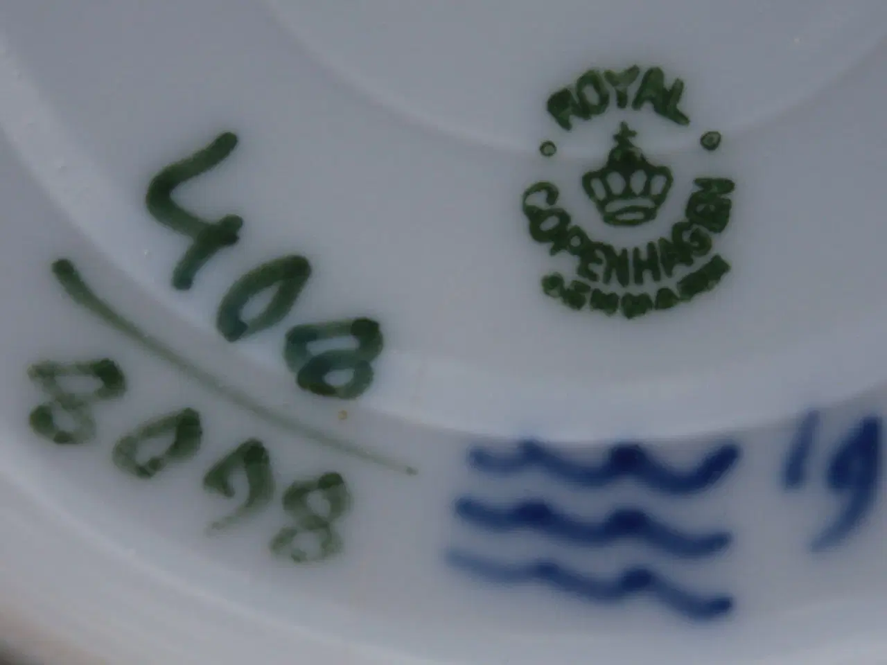 Billede 8 - Rosenknop" fra Royal Copenhagen