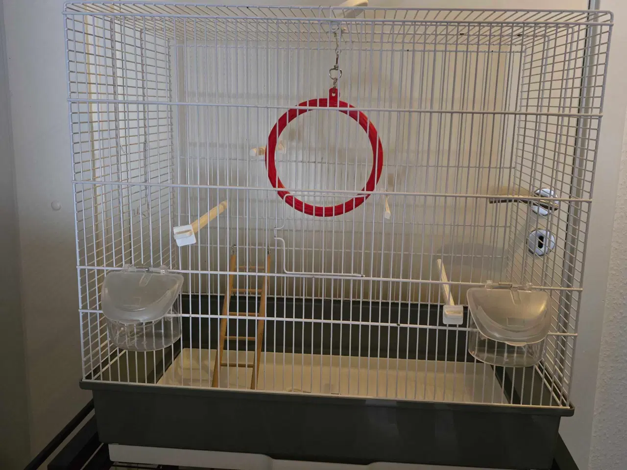 Billede 1 - Fint fuglebur sælges 