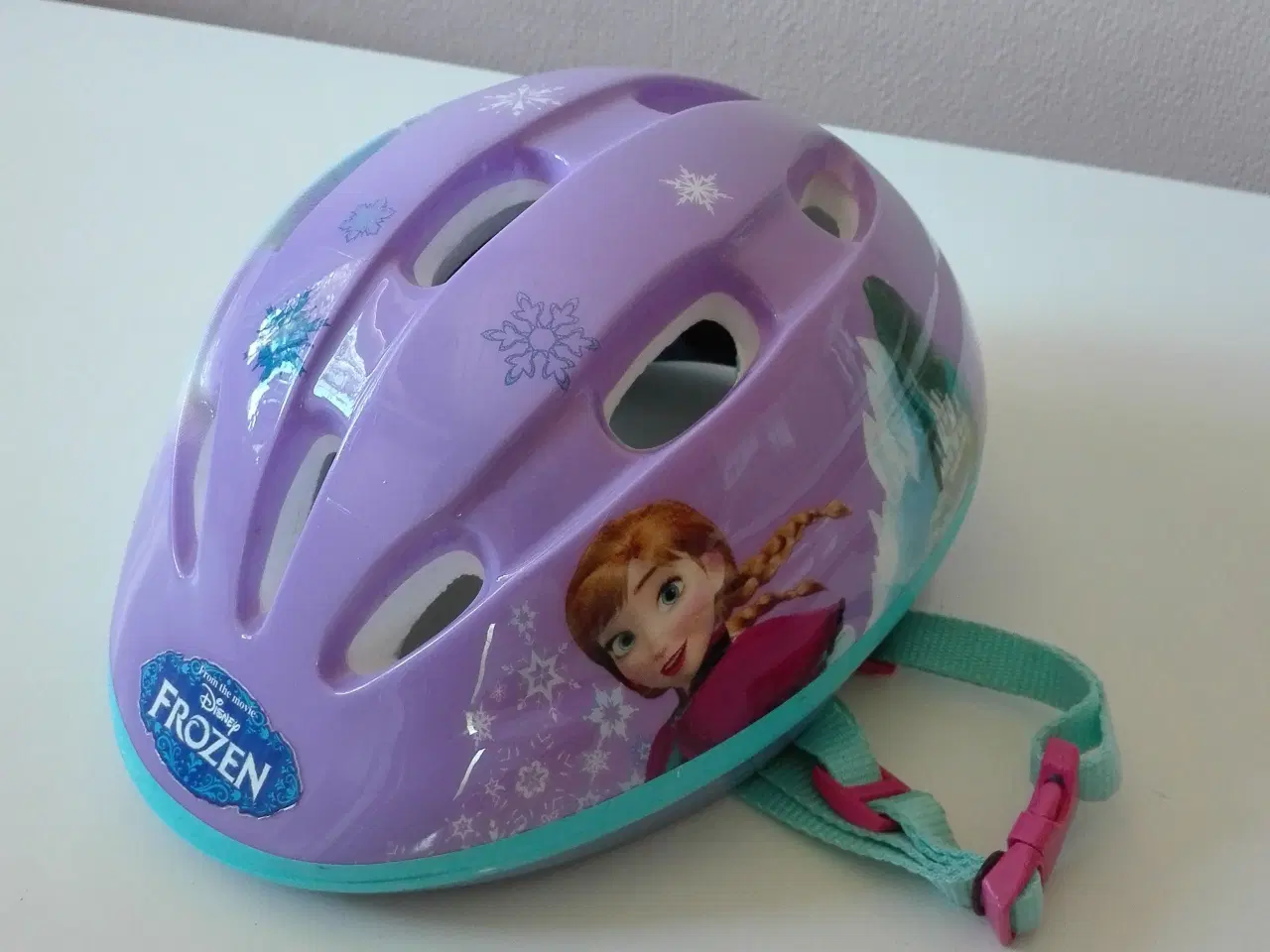 Billede 2 - Disney Frozen cykelhjelm