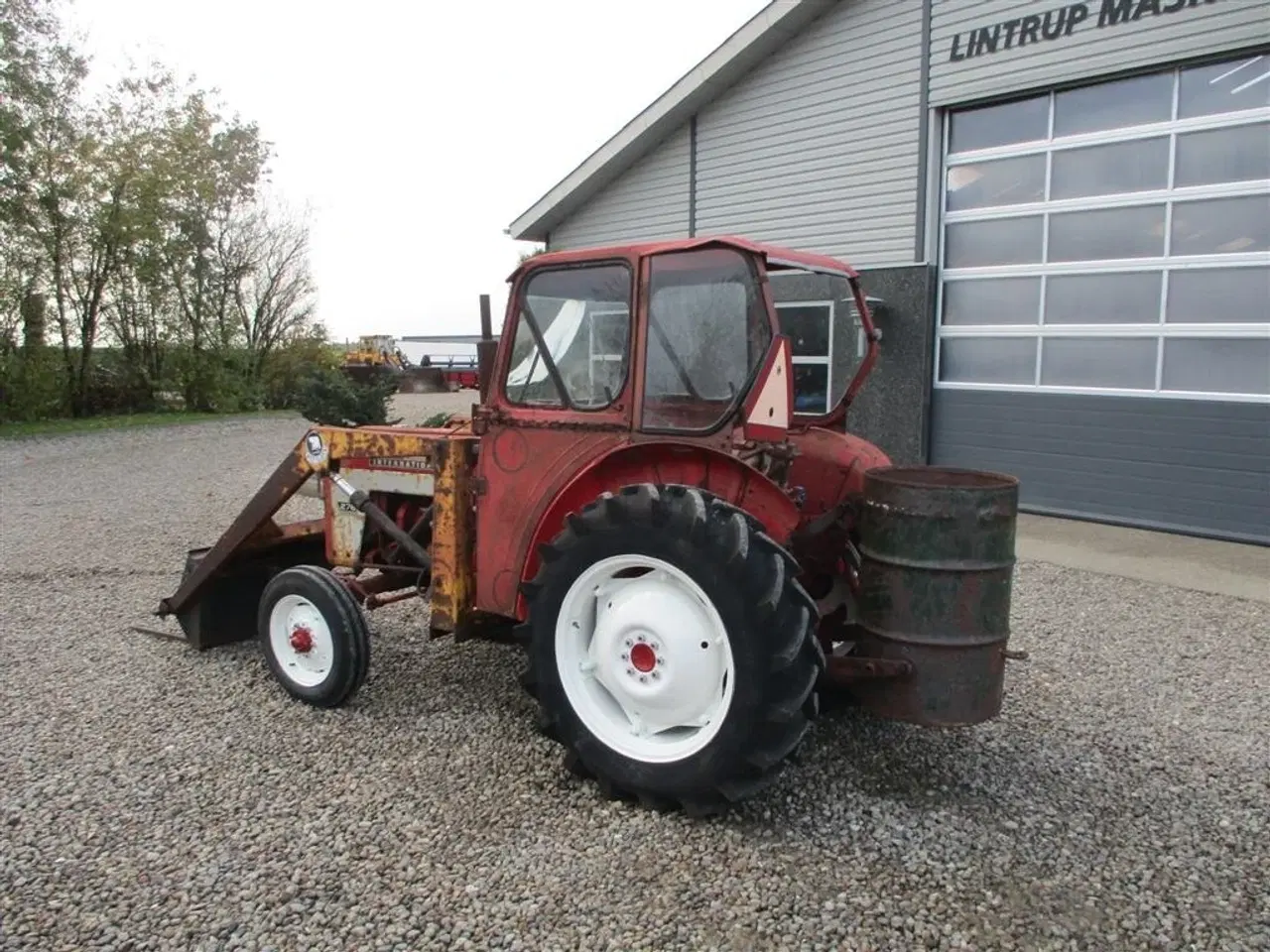 Billede 3 - IH 276 Med frontlæsser