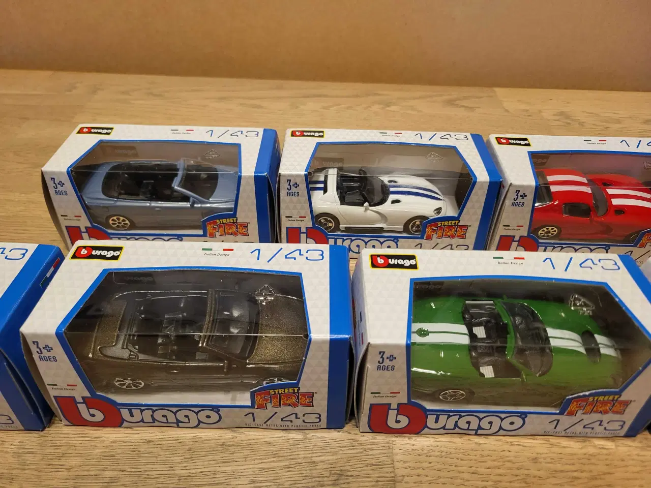 Billede 5 - Modelbiler 9 stk. 1/43 - 600 kr.  Alle 9 stk. 600 