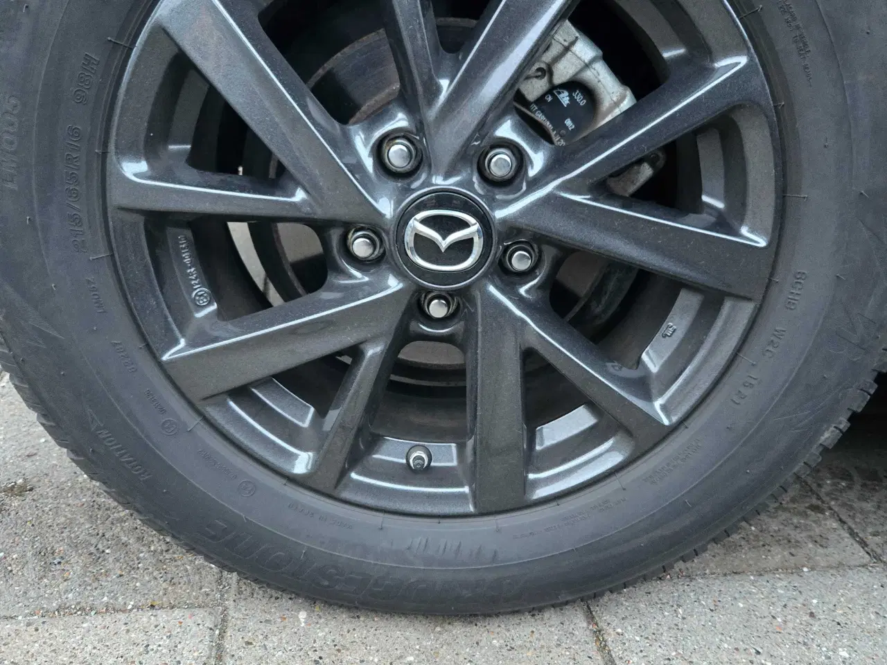 Billede 2 - Dæk/sommer på originale Mazda alu fælge, 4 stk