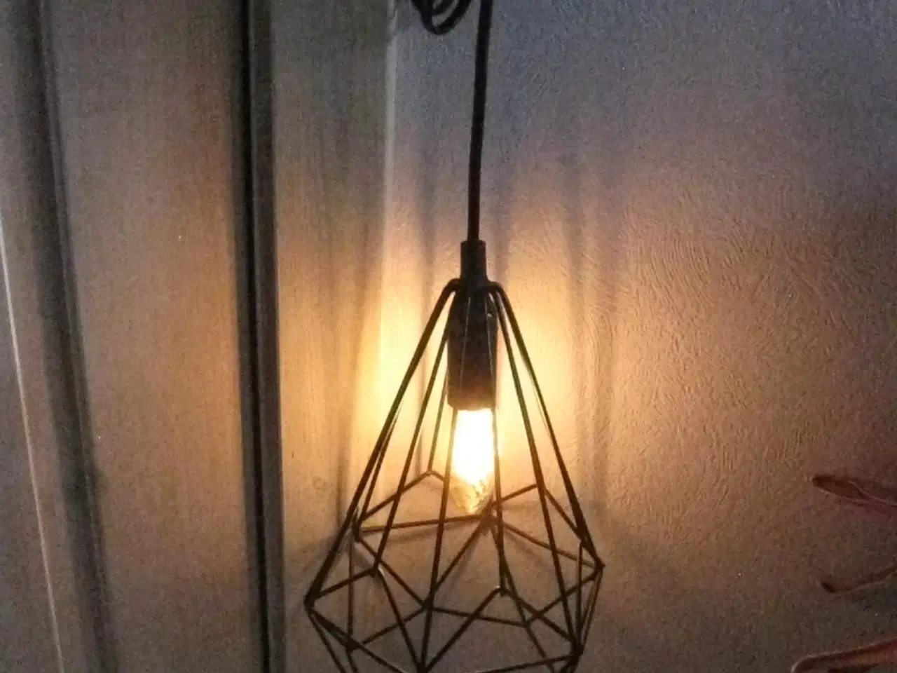 Billede 2 - Hængelampe i metal ;-)