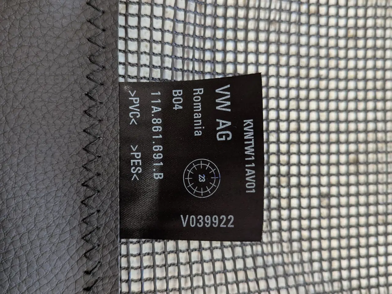 Billede 2 - VW ID4 Hunde- / bagagerums net. Nyt.