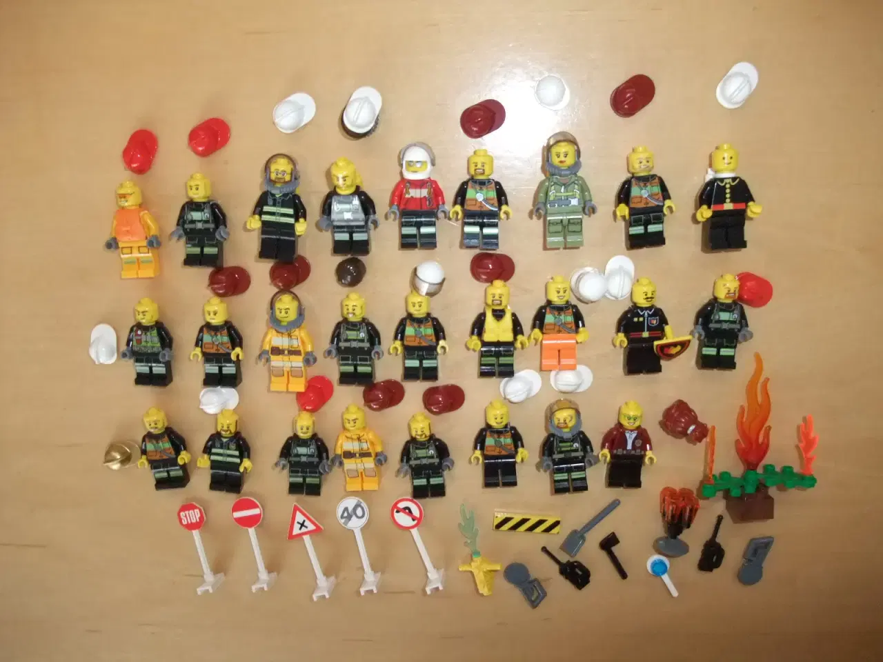 Billede 4 - Lego Fire/Brandmænd Figurer+Tilbehør