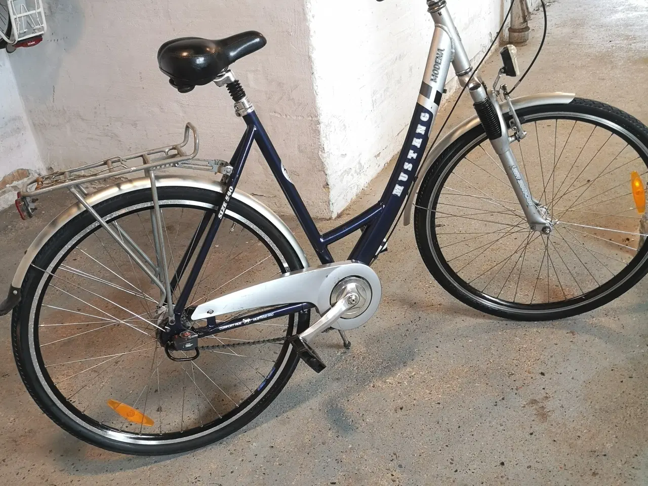 Billede 1 - Mustang 28" 54cm høj,7 gear , nye dæk, ny sadel, s