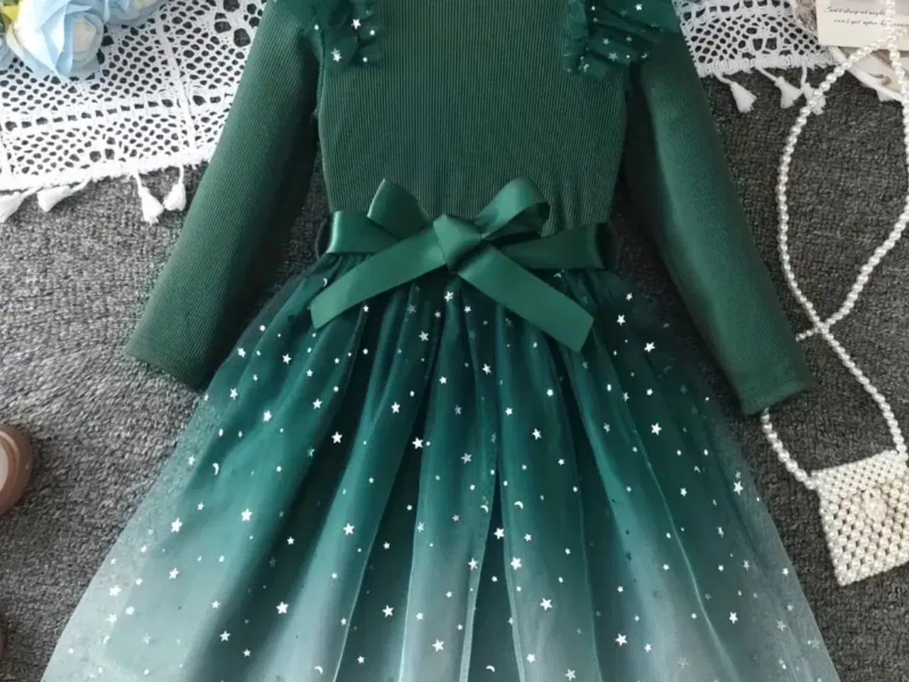 Billede 1 - Helt ny grøn glimmer julekjole