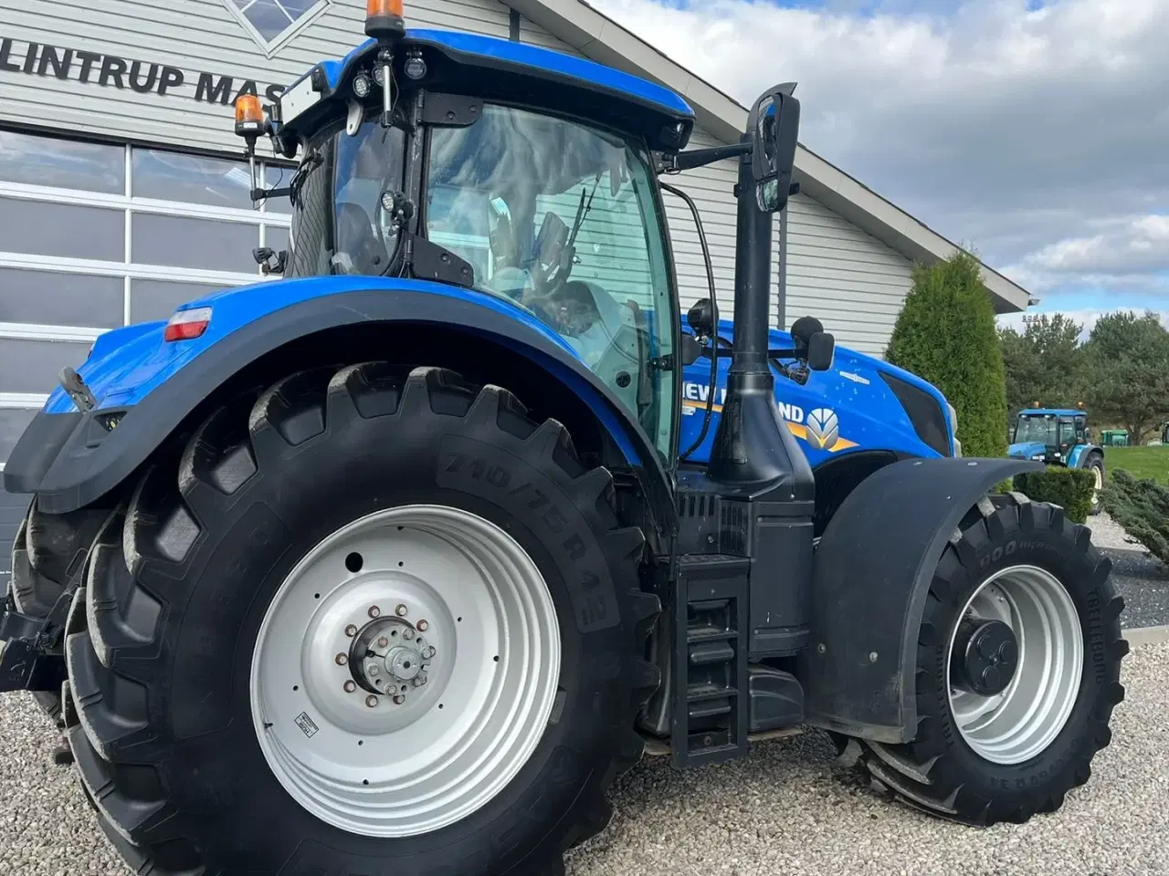 Billede 14 - New Holland T7.315 HD med frontlift og front PTO.