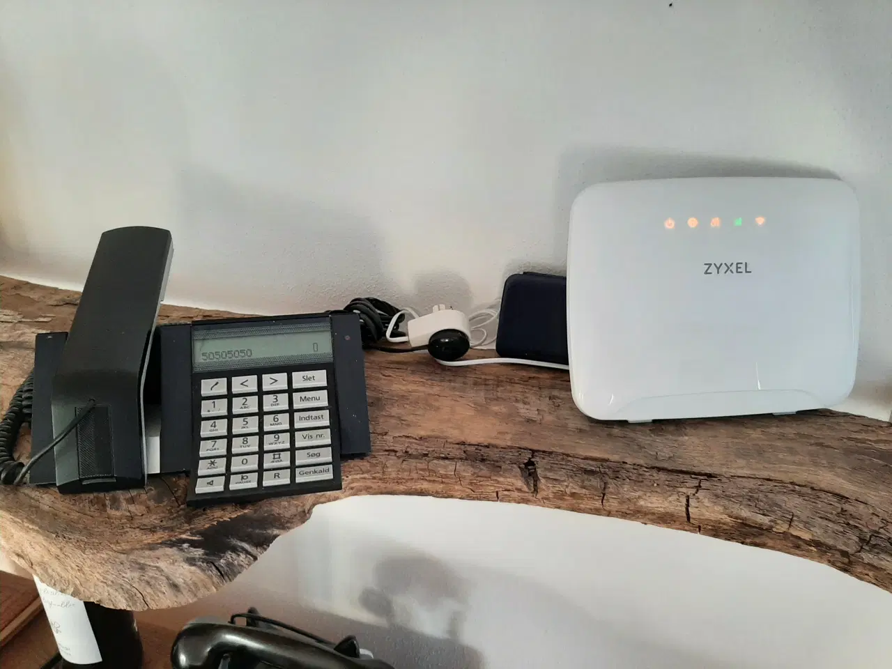 Billede 4 - 4G⚪Zyxel lte3316, simkort, og fastnet telefoni