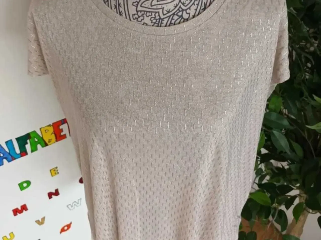 Billede 2 - Top. Zara. Large/40