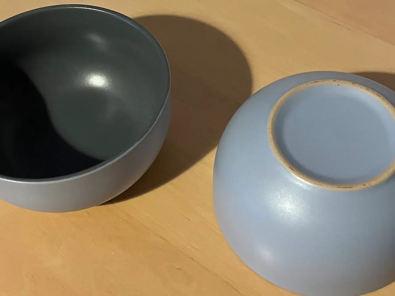 Billede 2 - 2 smukke keramikskåle blå og grå