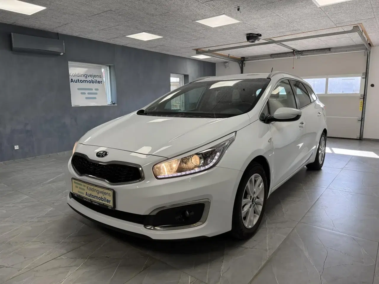 Billede 2 - Kia Ceed SW 1,6 CRDI Attraction DCT 136HK Stc 7g Aut.