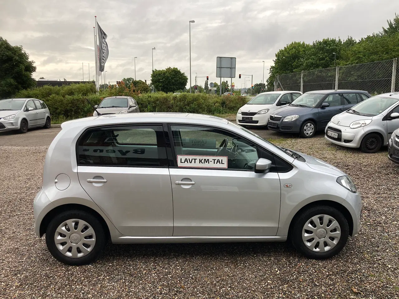 Billede 2 - Skoda Citigo Nysyn Meget pæn og velholdt uden rust