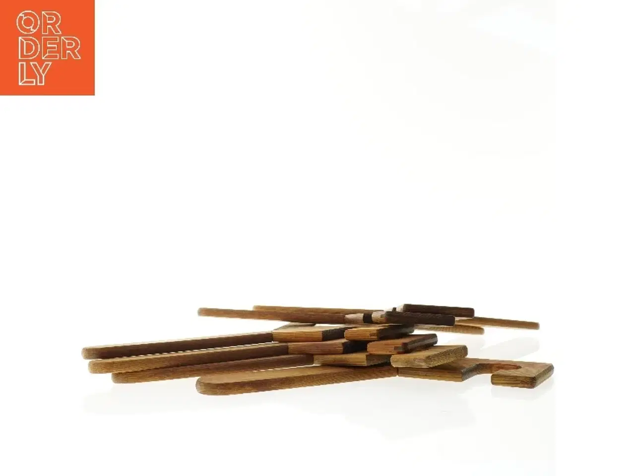 Billede 4 - Træ bøjler (str. 46 x 30 cm)