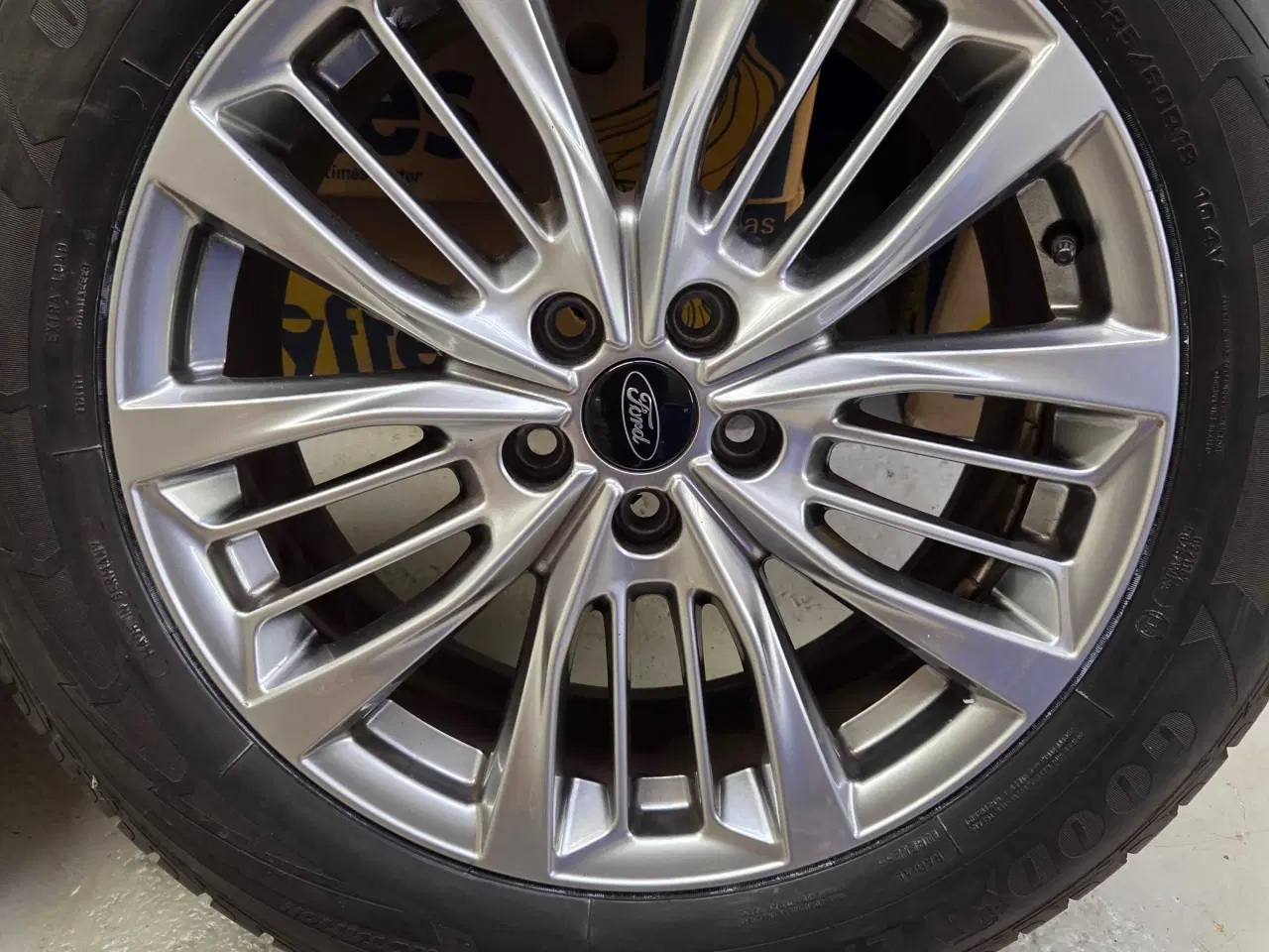 Billede 1 - Orig. Ford Alufælge