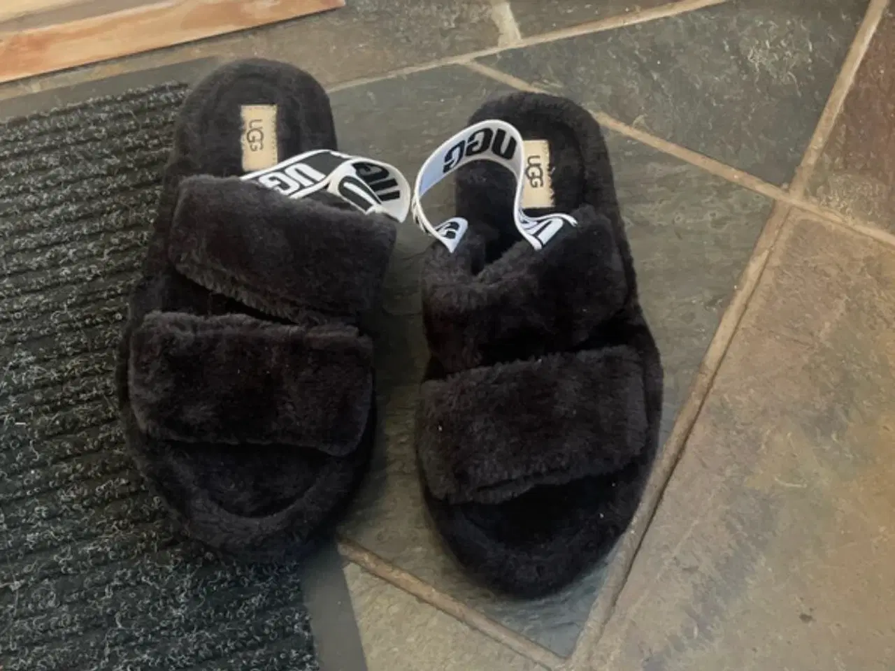 Billede 1 - Hygge sko