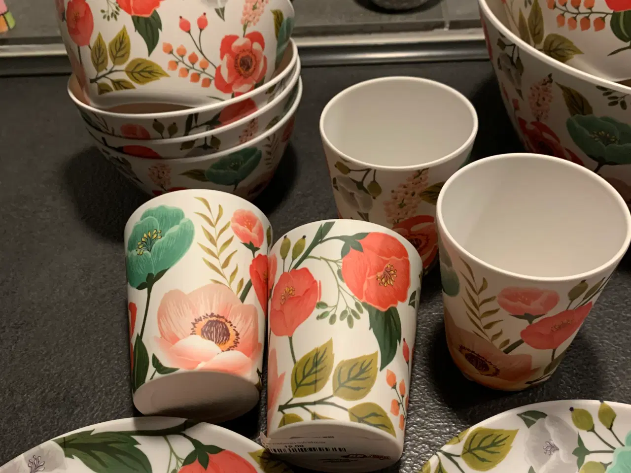 Billede 1 - Melamin Valmue Stel - NYT