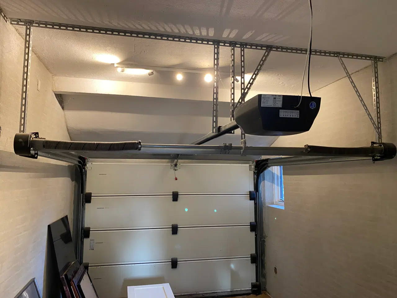 Billede 4 - Crawford garageport med fjernbetjening