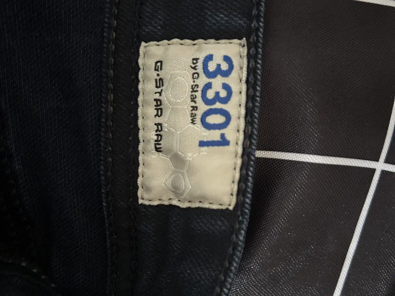 Billede 3 - G-Star Raw, Mørkeblå Jeans, M