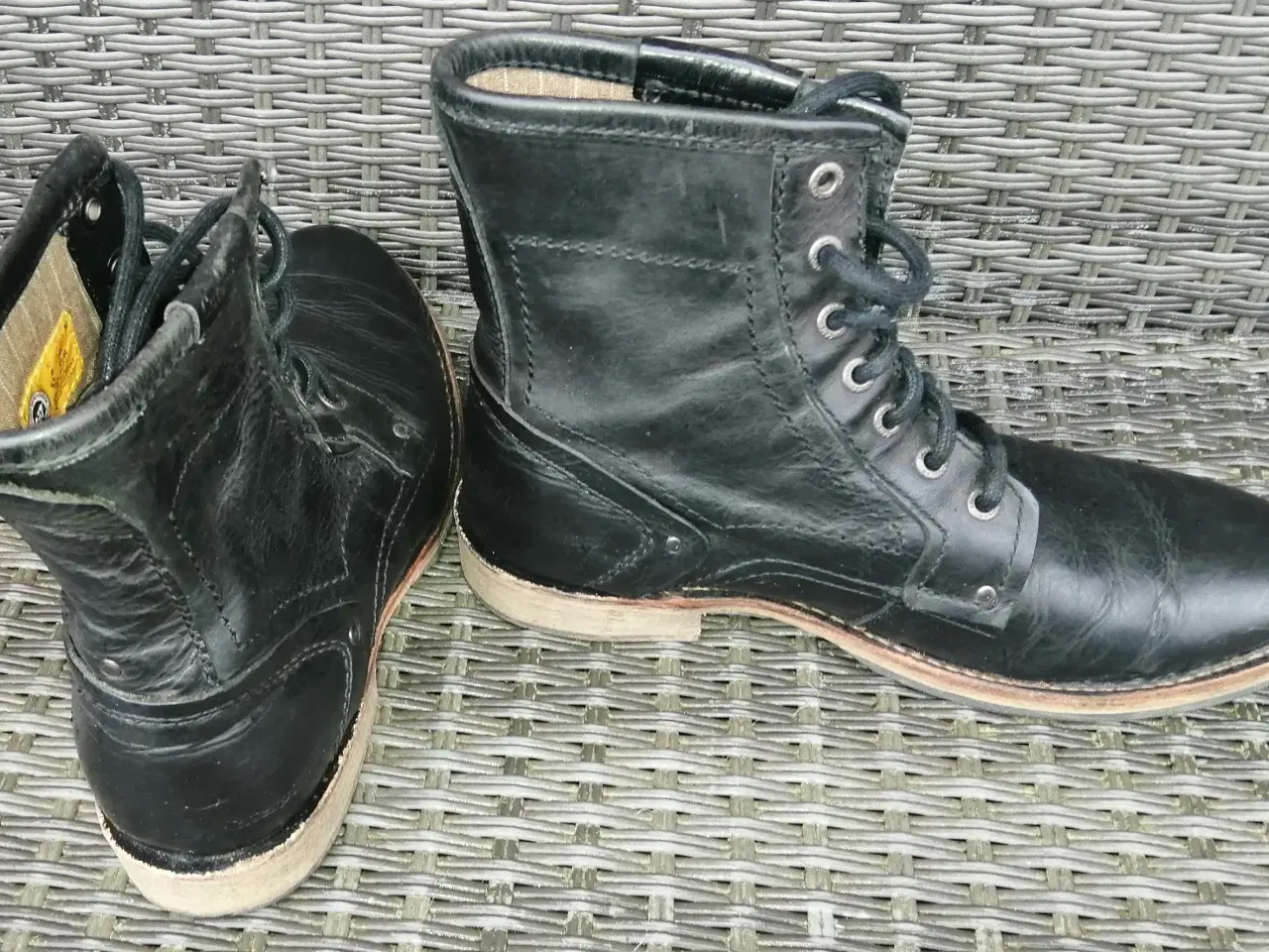 Billede 2 - CATERPILLAR STØVLETTER, STR. 43/UK 9, I FLOT STAND