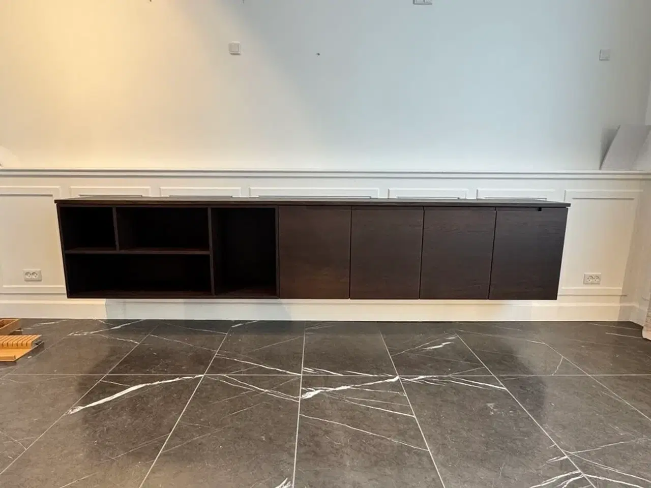 Billede 1 - Boform Kvadrat KV85 skænk med linoleums top i røget eg