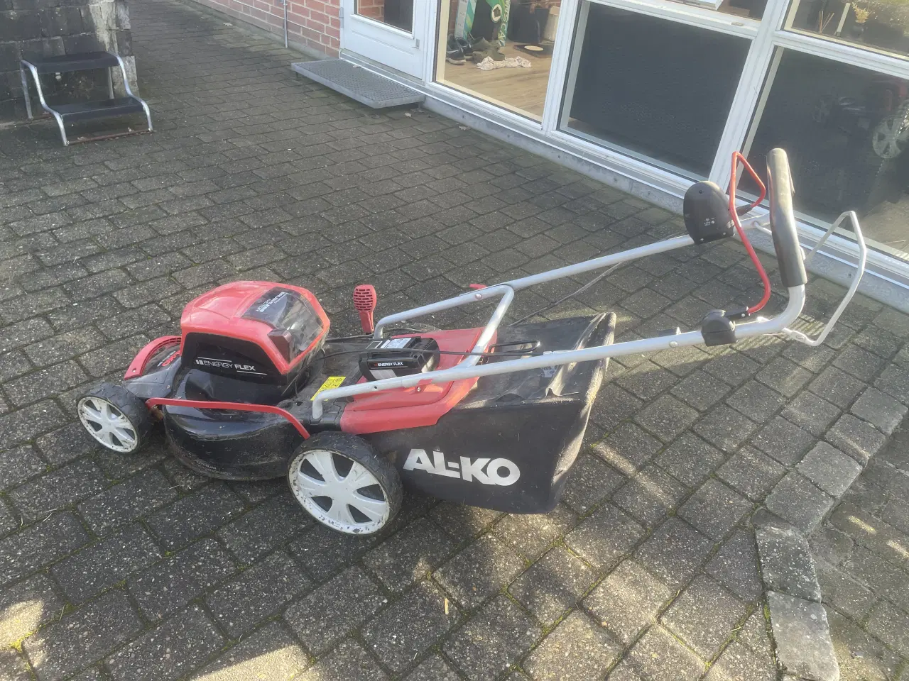 Billede 1 - Sælger en AL-KO batteridrevet plæneklipper på 36 v