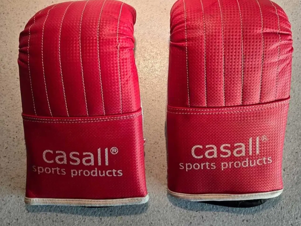 Billede 2 - Boksehandsker i god stand