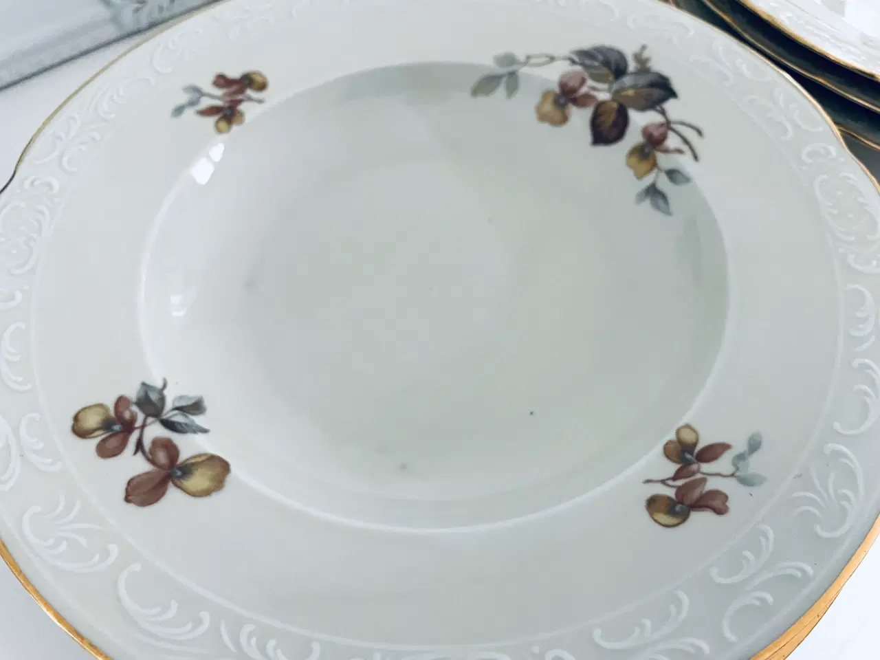 Billede 17 - Vintage dybe tallerkner 6 stk med patina