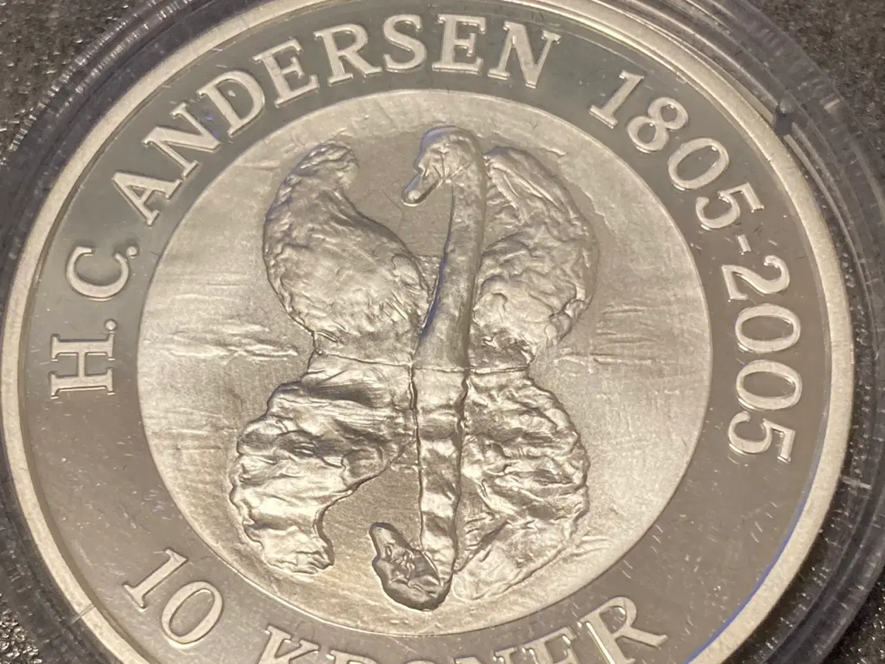 Billede 2 - Sølv-mønt Den Grimme Ælling