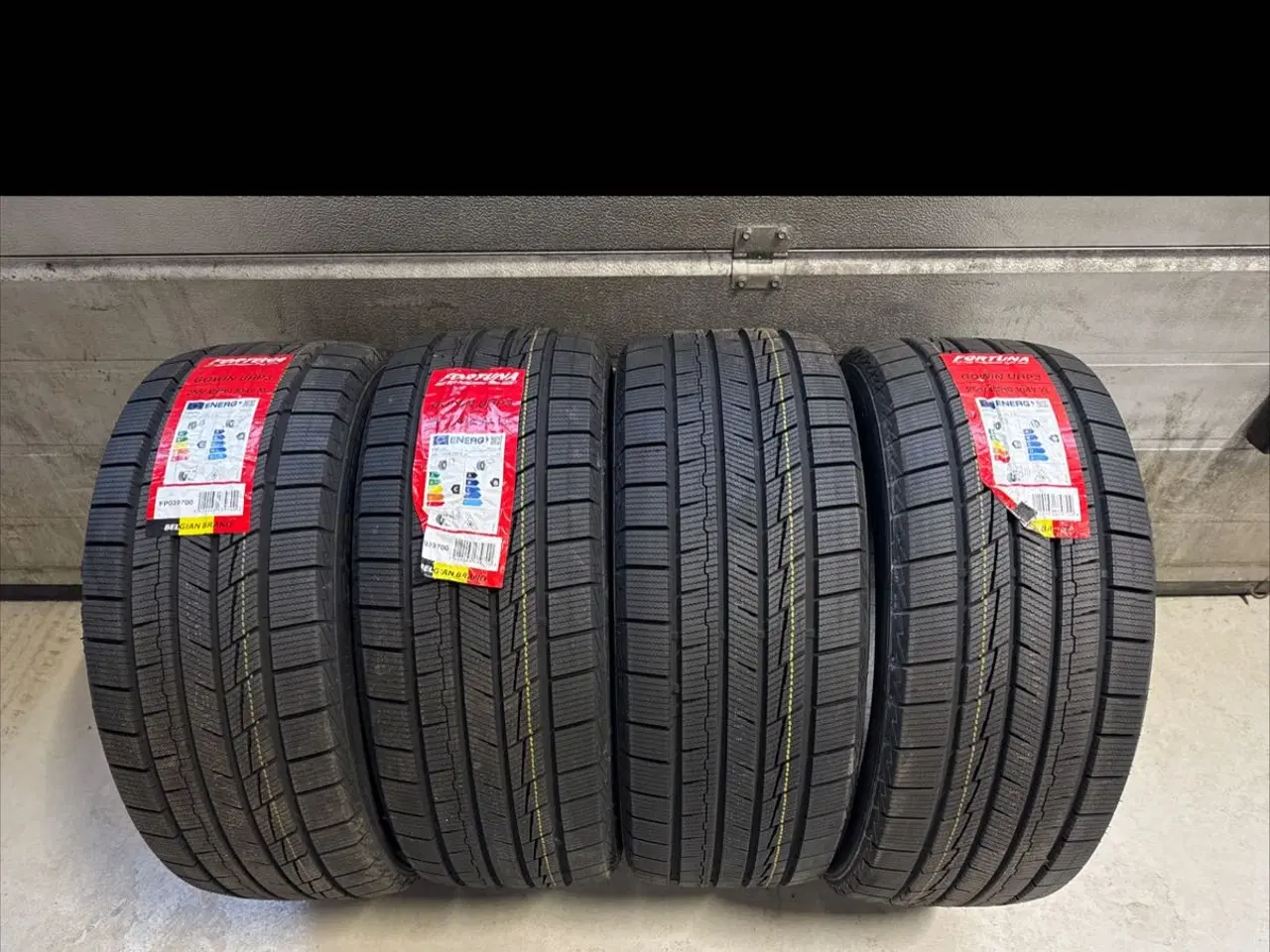 Billede 1 - Nye Fortuna vinterdæk 255/45 19 104v xl